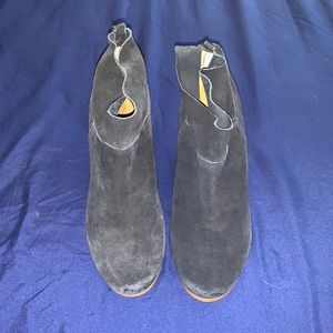 Chunky heeled bootie